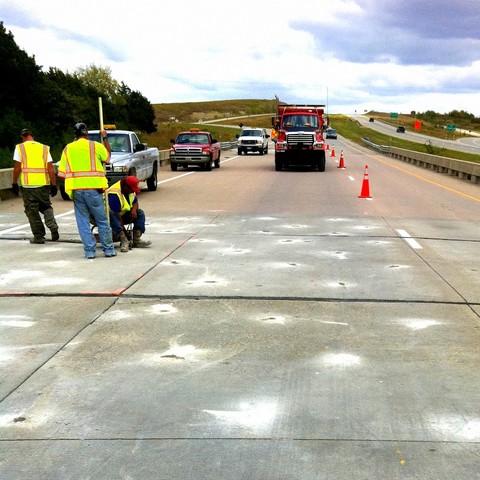 bridge approach, bridge departure, slab settlement, polyurethane foam lifting